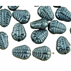 Tvarované korálky neprůhledné, kovově lesklé, tvar trilobita zkameněliny fosílie 10 mm x 8 mm 6 kusů