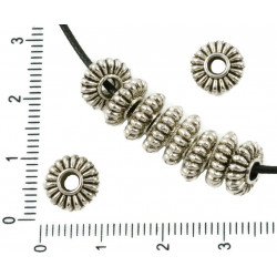 Ploché kulaté korálky stříbrné, zdobené, Bali starožitný vzhled rozměry 10 mm x 4 mm 12 kusů