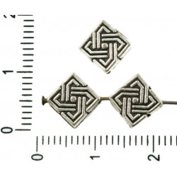 Kovové hranaté korálky stříbrný starožitný vzhled keltský, vikinský motiv uzel oboustranné korálky rozměry 10 mm x 3 mm 16 kusů