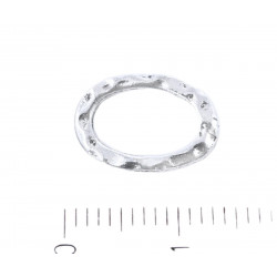 Kovový uzavřený kroužek prstenec prsten hrubě vyrobený, starožitný vzhled stříbrný, rozměry 13 mm x 10 mm 8 kusů