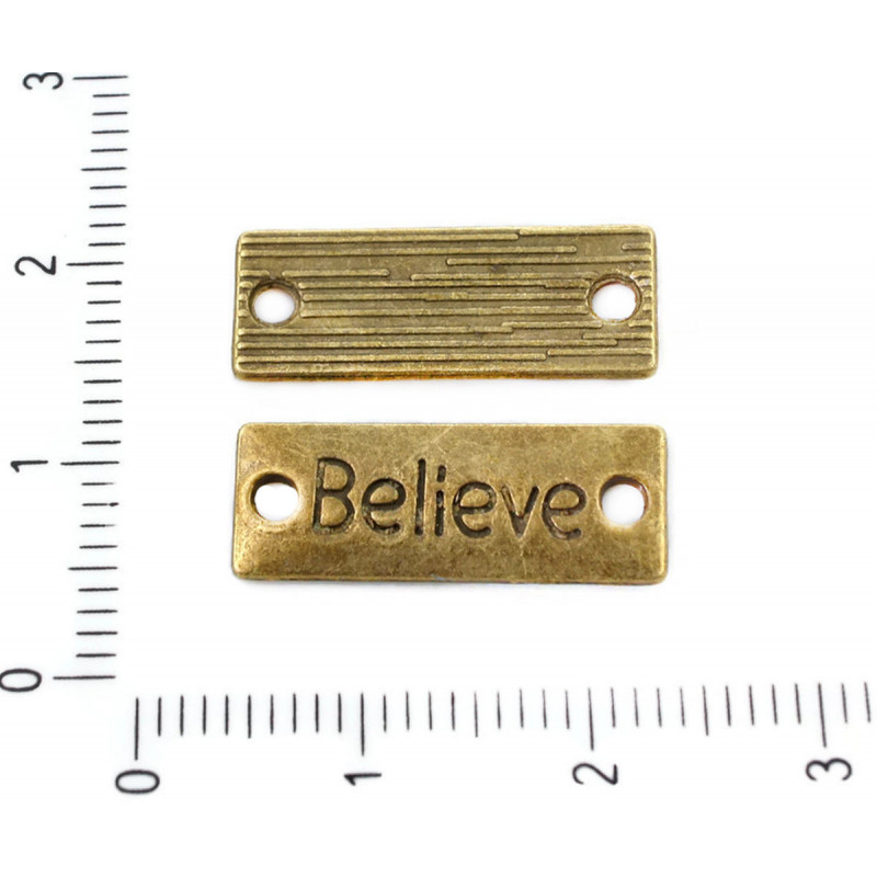 Kovový přívěsek obdélníkový, plochý štítek bronzový, s nápisem "believe", dvě dírky rozměry 20 mm x 8 mm dírka 1, 5 mm 4 kusy