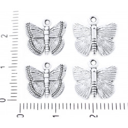 Kovový přívěsek ve tvaru motýlka stříbrný starožitný vzhled rozměry 12 mm dírka 1 mm 8 kusů