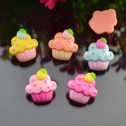 Dekorace do vlasů, účesu doplňky cupcake muffiny svatba oslava party dekorace ozdoby na mobilní telefon rozměry 20mm x 22mm 5