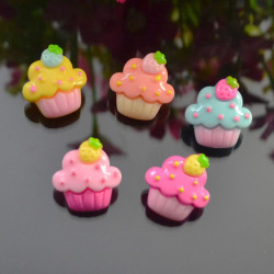 Dekorace do vlasů, účesu doplňky cupcake muffiny svatba oslava party dekorace ozdoby na mobilní telefon rozměry 20mm x 22mm 5