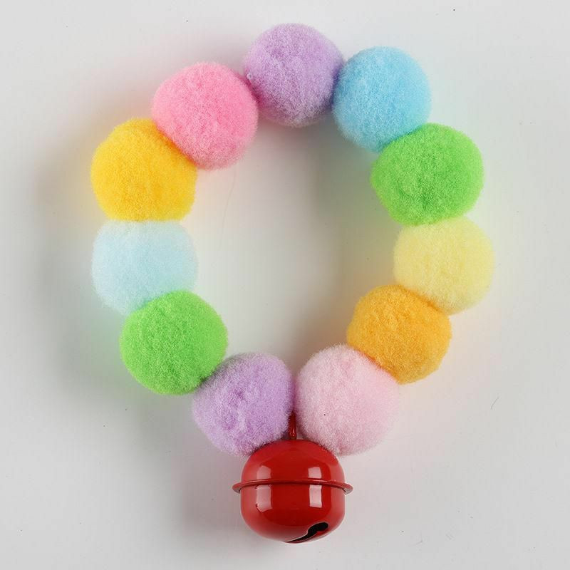 Multicolor-20cm dlouhý roztomilý Pompom míč Elastický obojek pro psy s Bell Pet Supplies 1 kus