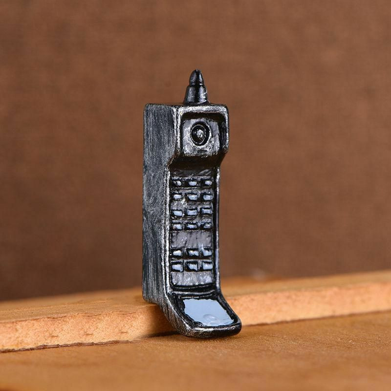 Black-13 telefon Retro pryskyřice mikro krajiny miniaturní dekorace 3cm dlouho 1 stanoví