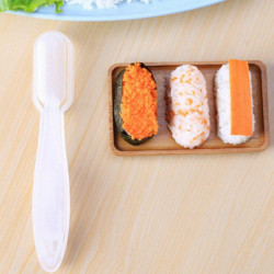 Bílé - Plastové Nigiri Sushi Mold Kuchyňské nástroje 16x2, 8x1, 7cm 1 kus