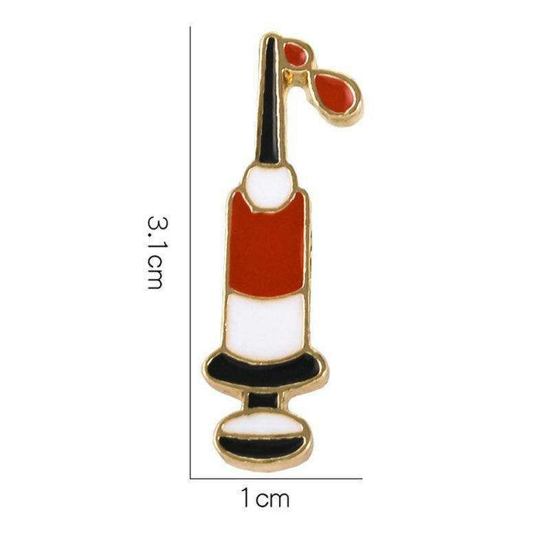 Pin Brože stříkačka Černá & červená 31 mm x 10 mm 1 kus