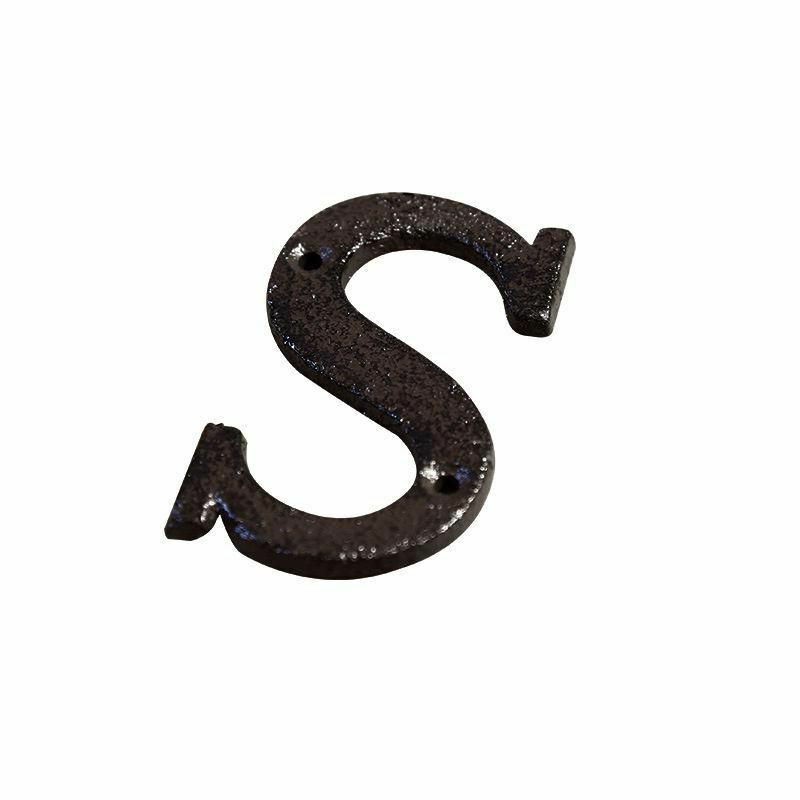 Black-Letter s tepaného železa kreativní DIY dveřní deska dům Příslušenství 4. 5x7. 5cm 1 kus