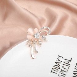 Pin Brože Květina Rose Gold Clear drahokamu 1 kus SH031768