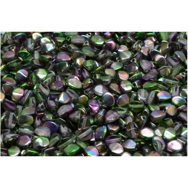 60 ks Crystal Magic Metallic Purple Green Half Pinch české skleněné vločky 5mm