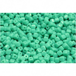 40 ks Opaque Turquoise Green Cube české skleněné vločky 4mm