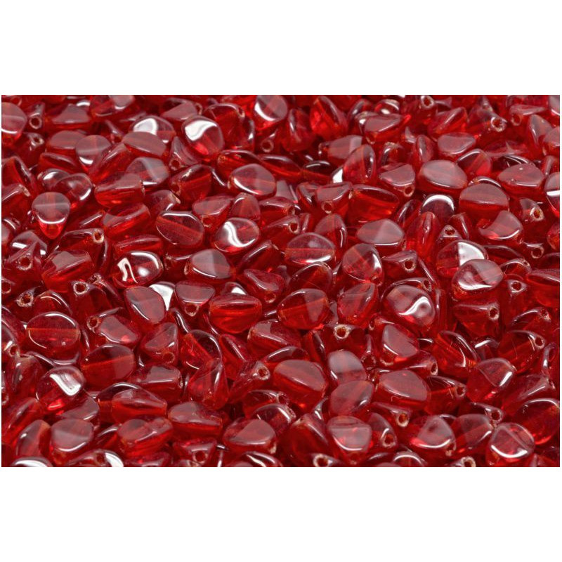 60 ks Crystal Garnet Red Pinch české skleněné vločky 5mm