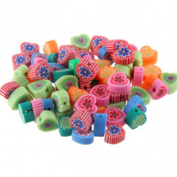 16 ks Mix Barvy srdce Beads Polymer hlíny Beads Ručně vyráběné šperky nálezy 7-10mm otvor 1mm